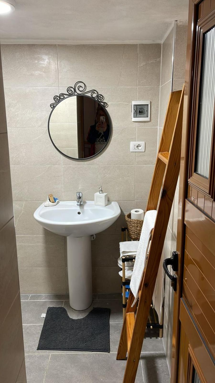 Alva Room'S Gjirokastër Exteriör bild