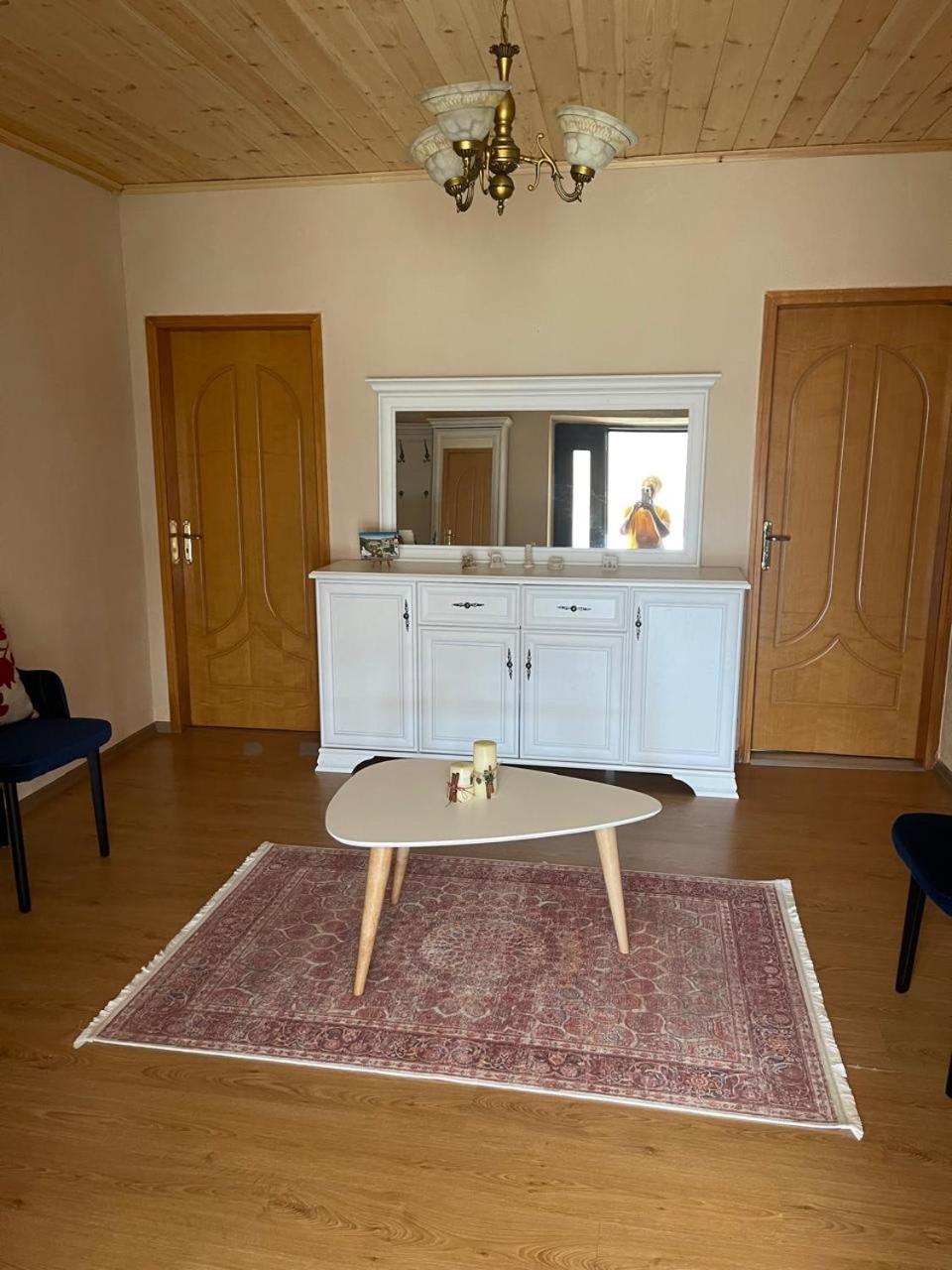 Alva Room'S Gjirokastër Exteriör bild