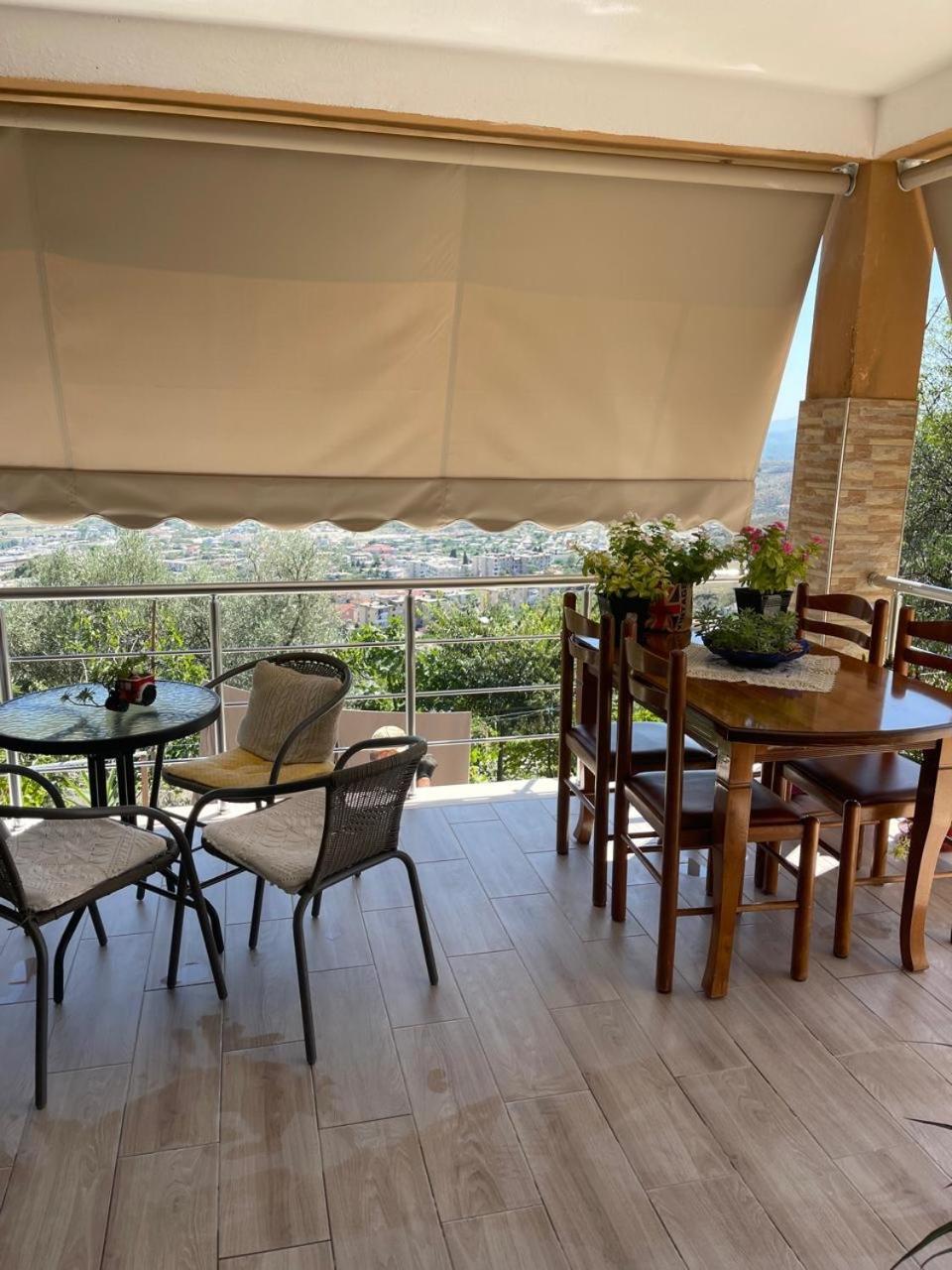 Alva Room'S Gjirokastër Exteriör bild